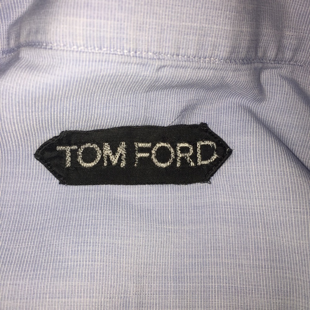pre-loved authentic TOM FORD pale blue DRESS SHIRT - Picture 3 of 8